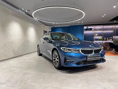 2022 BMW 3-Series 330i Sport 1