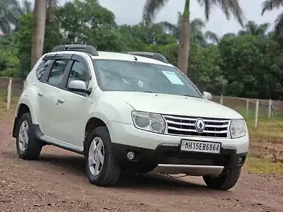 2014 रेनो डस्टर 110 पीएस  rxz डीज़ल 1