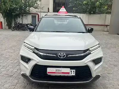 2024 टोयोटा अर्बन क्रूज़र हायराइडर V Hybrid [2023-2025] 1