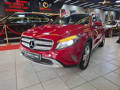 2015 Mercedes-Benz GLA 200 Sport 1