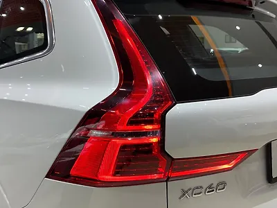 2023 Volvo XC60 B5 Ultimate