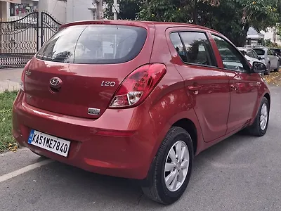 2013 Hyundai i20 Sportz (AT) 1.4