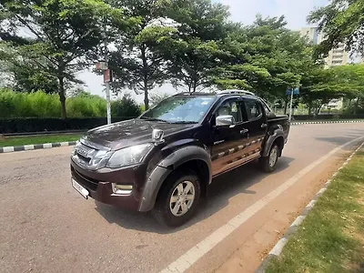 2017 इसुज़ू डी-मैक्स वी-क्रॉस 4x4 1