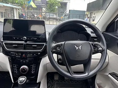 2025 Mahindra XUV 3XO MX3 Pro Petrol 1.2L Turbo Manual