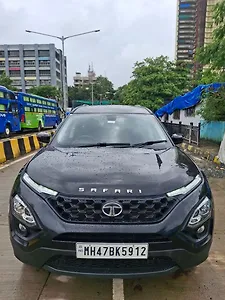 2023 Tata Safari XT Plus Dark Edition 1 2023 Tata Safari XT Plus Dark Edition 1