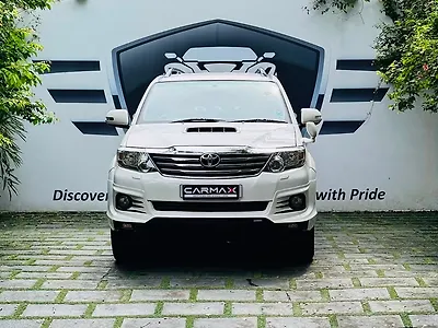 2015 Toyota Fortuner 3.0 4x2 AT 1 2015 Toyota Fortuner 3.0 4x2 AT 1
