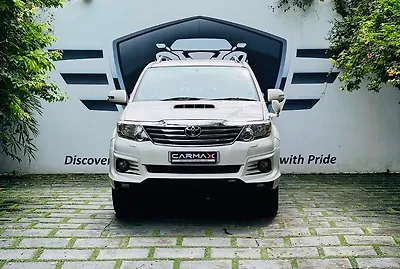 2015 Toyota Fortuner 3.0 4x2 AT 1 2015 Toyota Fortuner 3.0 4x2 AT 1