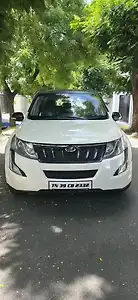 2017 Mahindra XUV500 W10 1