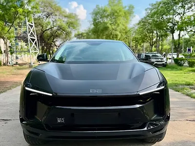 2026 Mahindra Be 6 Pack One Above 59.0 kWh No Charger 1