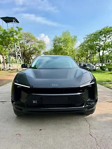 2026 Mahindra Be 6 Pack One Above 59.0 kWh No Charger 1 2026 Mahindra Be 6 Pack One Above 59.0 kWh No Charger 1