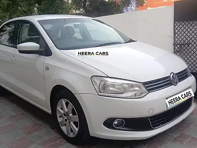 2010 Volkswagen Vento Highline Petrol 1