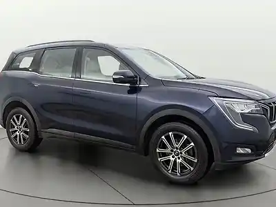 2023 महिंद्रा XUV700 AX7 डीज़ल एटी 7 सीटर [2023-2024] 1