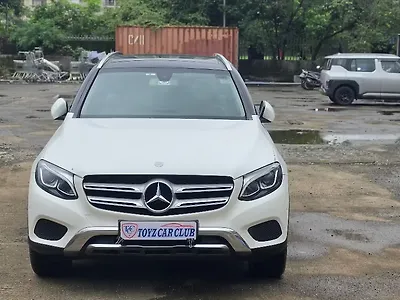 2016 Mercedes-Benz GLC 220 d Progressive 1