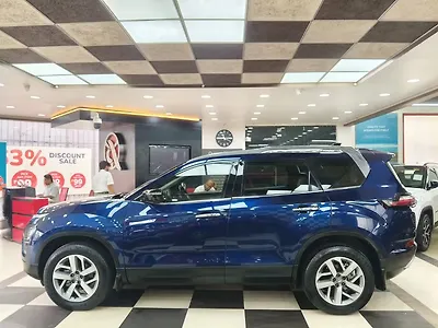 2021 Tata Safari XZ Plus 6 S
