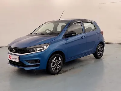 2024 Tata Tiago XT [2023-2025] 1