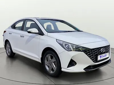2022 Hyundai Verna SX 1.5 MPi 1