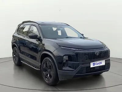 2024 Tata Safari Accomplished Plus Dark Edition 7 STR 1