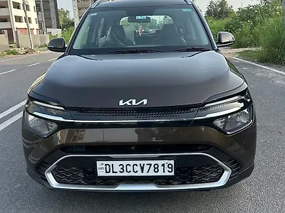 2022 Kia Carens Prestige Plus 1.4 Petrol MT 7 STR 1
