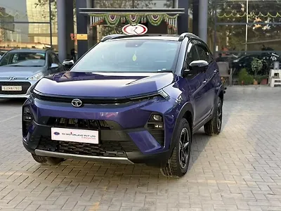 2024 Tata Nexon Fearless Plus (S) 1.5 Diesel 6AMT Dual Tone [2023-2025] 1