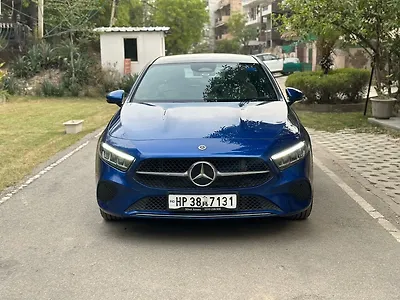 2024 Mercedes-Benz A-Class Limousine 200 1