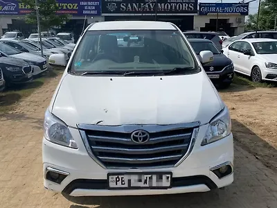 2007 Toyota Innova 2.5 G 7 STR BS-III 1