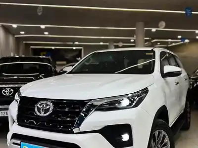 2024 टोयोटा फ़ॉर्च्यूनर 4x2 2WD Diesel 2.8L Turbo 6 Speed Manual 1