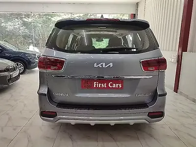 2023 Kia Carnival Limousine Plus 7 STR
