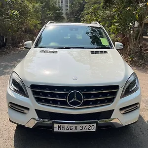 2013 Mercedes-Benz M-Class ML 250 CDI 1 2013 Mercedes-Benz M-Class ML 250 CDI 1