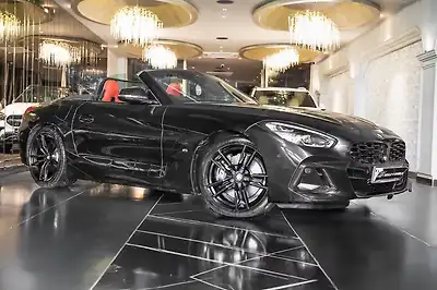 2025 BMW Z4 M 40i 1
