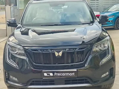 2025 Mahindra Old Generation XUV700 AX7 Luxury Pack 2WD Diesel 2.2L Turbo Automatic 6 STR