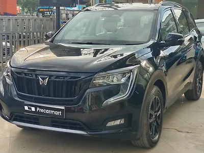 2025 Mahindra Old Generation XUV700 AX7 Luxury Pack 2WD Diesel 2.2L Turbo Automatic 6 STR