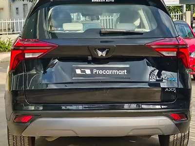 2025 Mahindra Old Generation XUV700 AX7 Luxury Pack 2WD Diesel 2.2L Turbo Automatic 6 STR