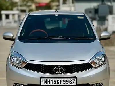 2018 टाटा टियागो रेवोट्रॉन xz प्लस 1
