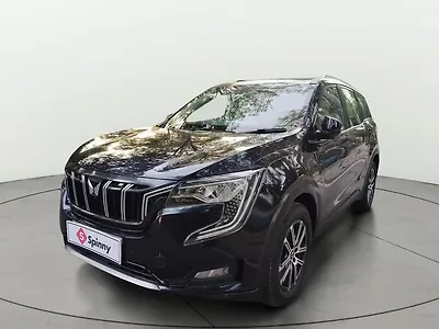 2022 Mahindra XUV700 AX 7 Diesel AT AWD Luxury Pack 7 STR [2021] 1