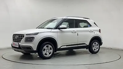 2022 Hyundai Venue S Plus 1.2 Petrol 1 2022 Hyundai Venue S Plus 1.2 Petrol 1