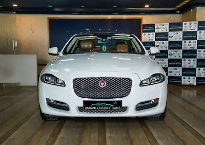 2017 जैगुवार xj 2.0 पोर्टफ़ोलियो 1 2017 जैगुवार xj 2.0 पोर्टफ़ोलियो 1