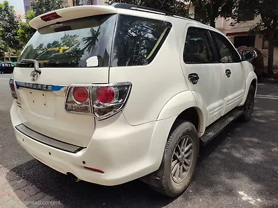 2014 Toyota Fortuner 4x2 AT