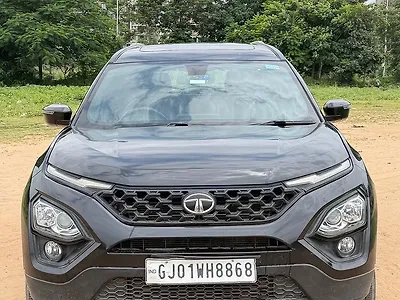 2022 Tata Safari XZA Plus Dark Edition 1
