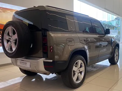 2024 Land Rover Defender 110 HSE 2.0 Petrol