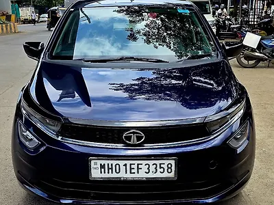 2023 Tata Altroz XZ Petrol 1