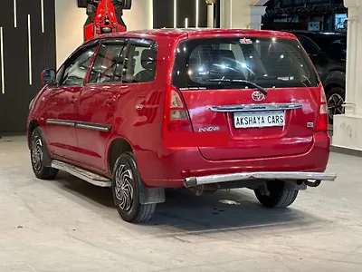 2008 Toyota Innova 2.5 G 7 STR BS-III 1