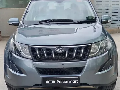 2017 Mahindra XUV500 W6