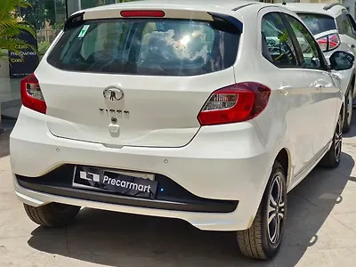 2022 Tata Old Generation Tiago 2020 XT