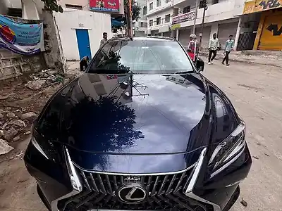 2023 लेक्सस ES 500e 300h लग्ज़री 1