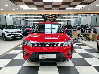 2022 महिंद्रा XUV300 W6 1.2 पेट्रोल एएमटी [2021] 1