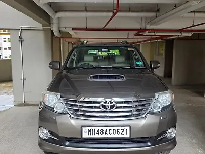 2015 Toyota Fortuner 4x2 AT 1