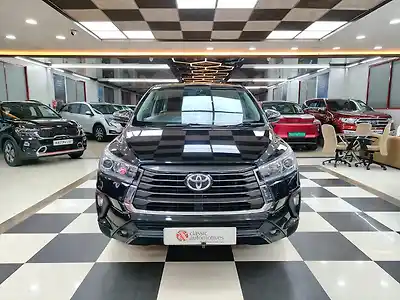 2022 टोयोटा इनोवा क्रिस्टा zx 2.7 एटी 7 सीटर 1