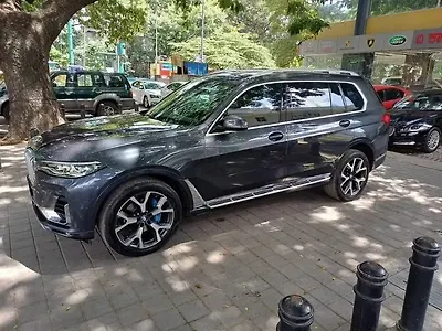 2020 BMW X7 xDrive30d DPE Signature