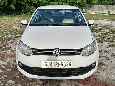 2014 फ़ॉक्सवैगन वेंटो कम्फ़र्टलाइन डीज़ल 1