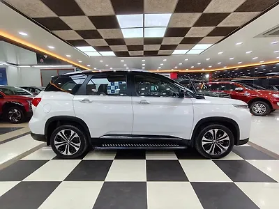 2023 MG Hector Plus Sharp 1.5 Petrol Turbo CVT 6-STR
